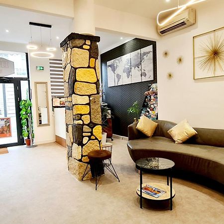 Evelia Hotels Νίκαια Εξωτερικό φωτογραφία