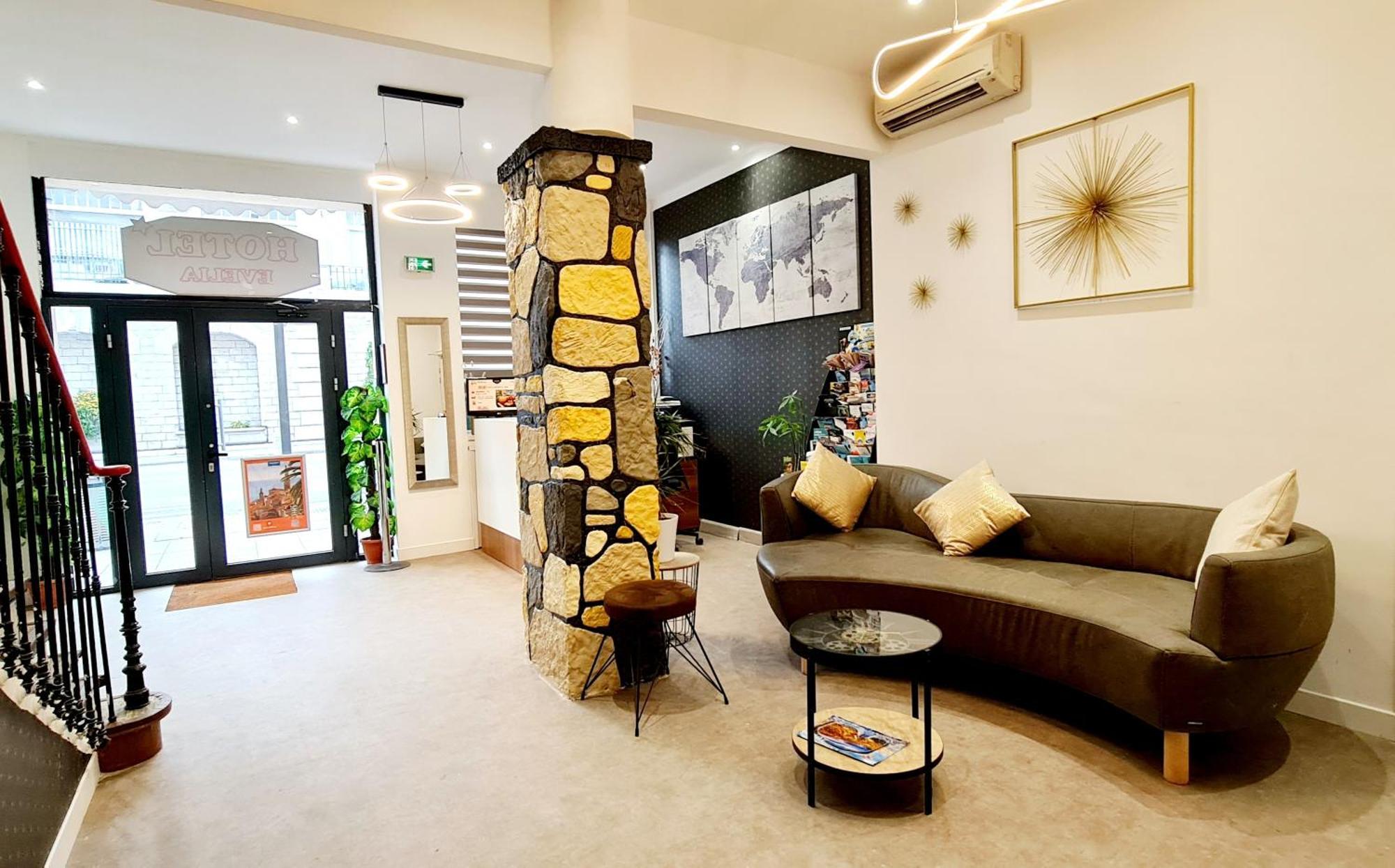 Evelia Hotels Νίκαια Εξωτερικό φωτογραφία